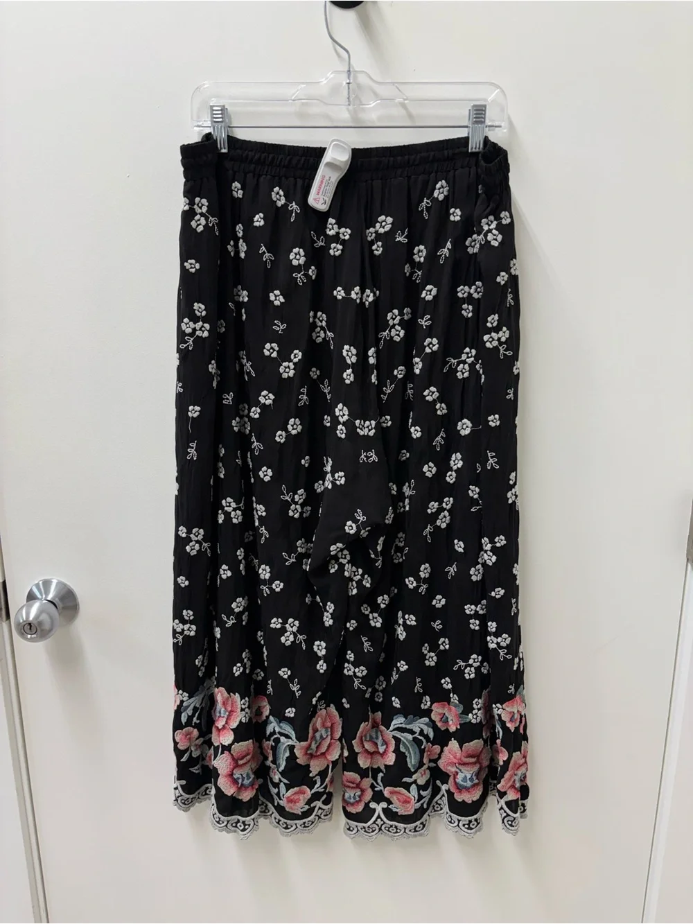 Johnny Was Black Floral Crop Wide-Leg Pants with Pink Floral Embroidery